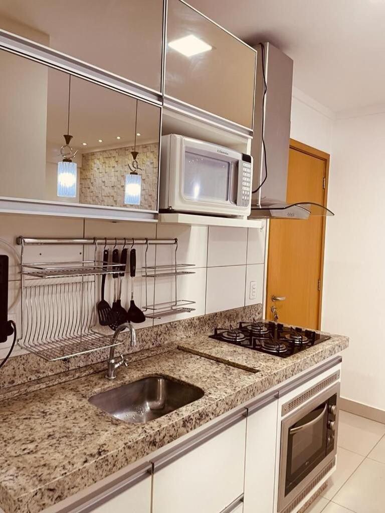 2 Qts.| 4 Hosp. | Ao Lado Do Goiania Shopping Apartman Kültér fotó