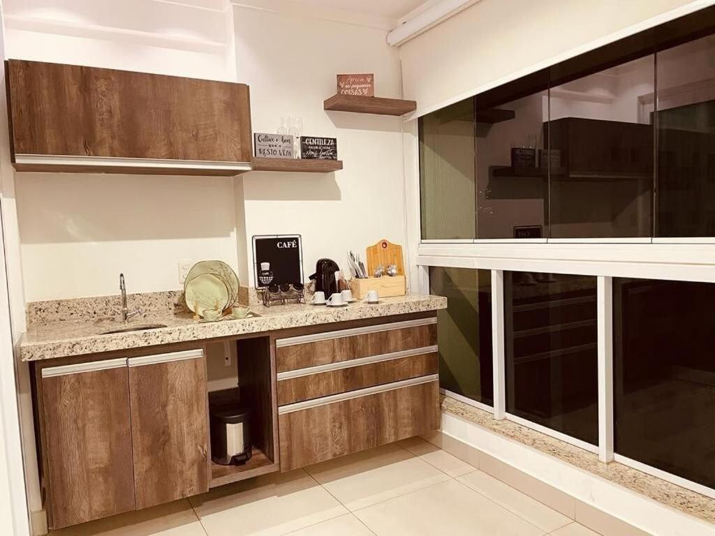 2 Qts.| 4 Hosp. | Ao Lado Do Goiania Shopping Apartman Kültér fotó