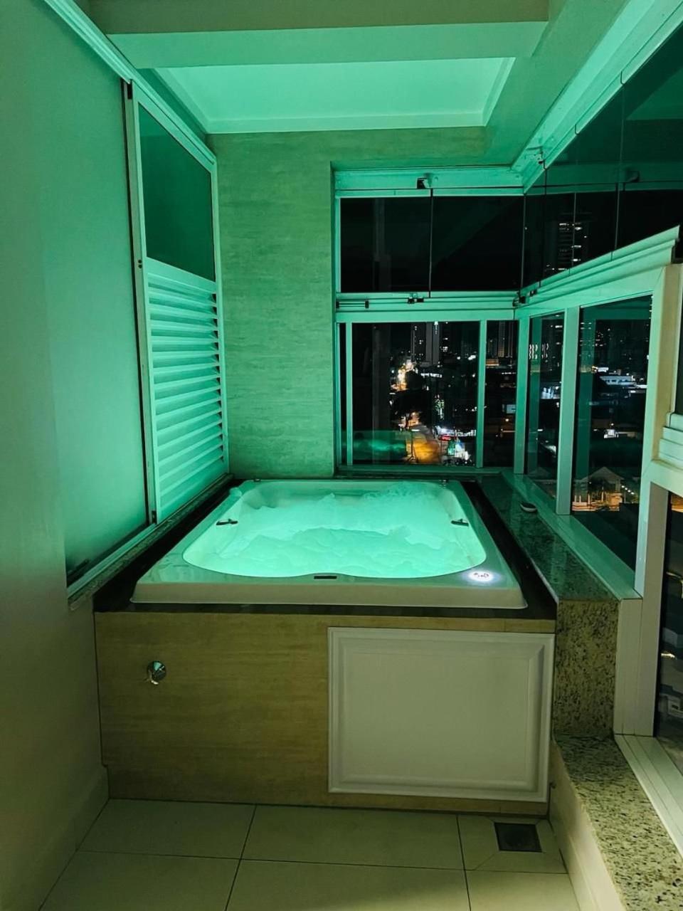 2 Qts.| 4 Hosp. | Ao Lado Do Goiania Shopping Apartman Kültér fotó